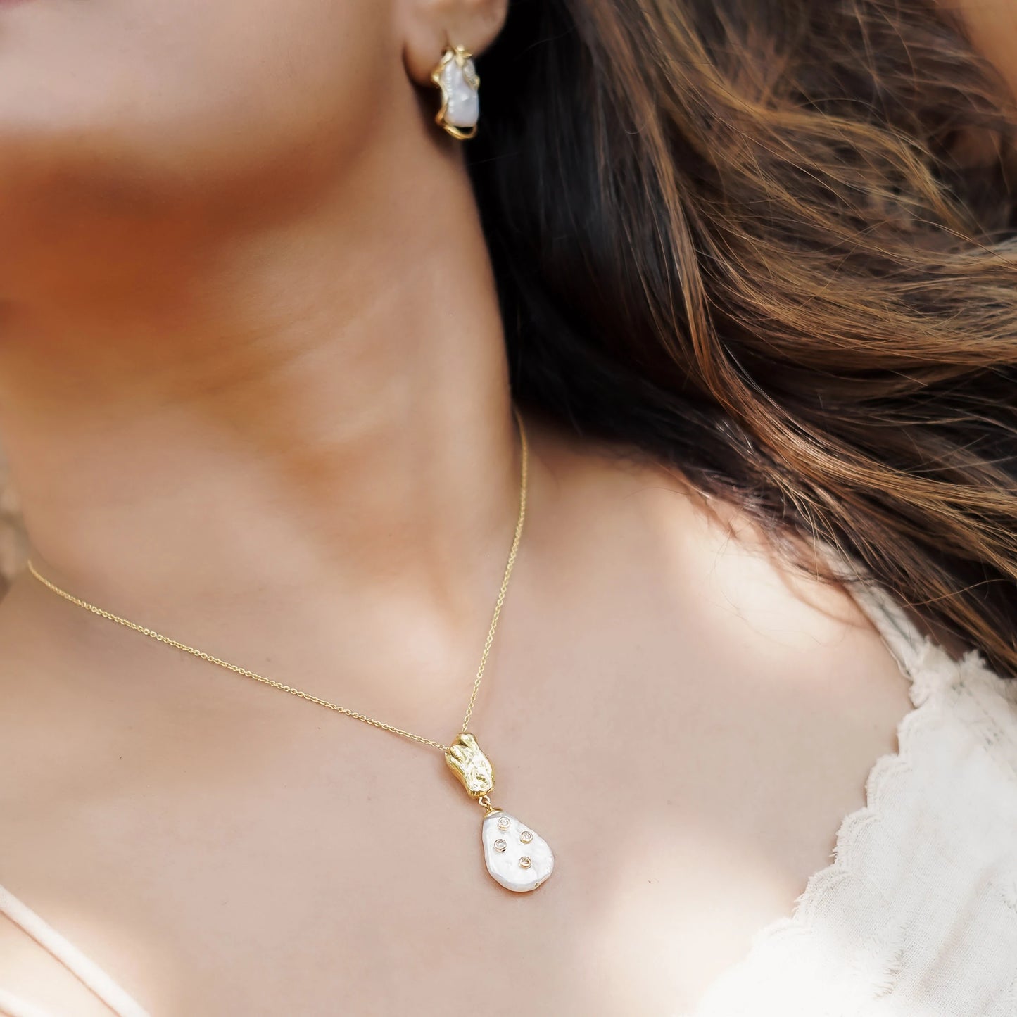 Diamond Encrusted Pearl Pendant H