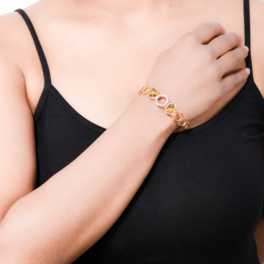 lamarquem_flying_queen_bee_diamond_bracelet