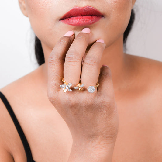 lamarquem_nectar_double_finger_diamond_ring