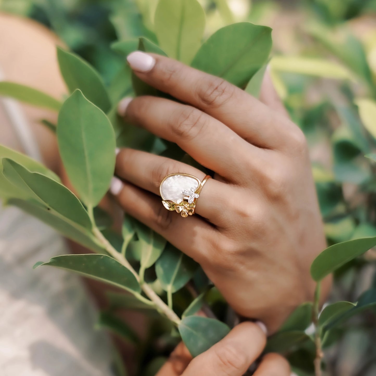 Pearl Garden Diamond Ring G