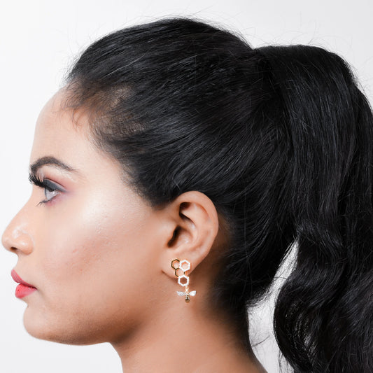 lamarquem_queen_bee_diamond_earrings