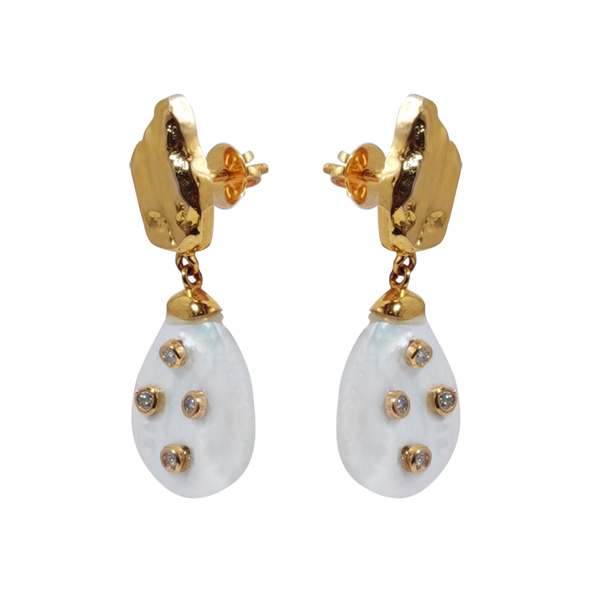 Golden Bliss Pearl Earrings D