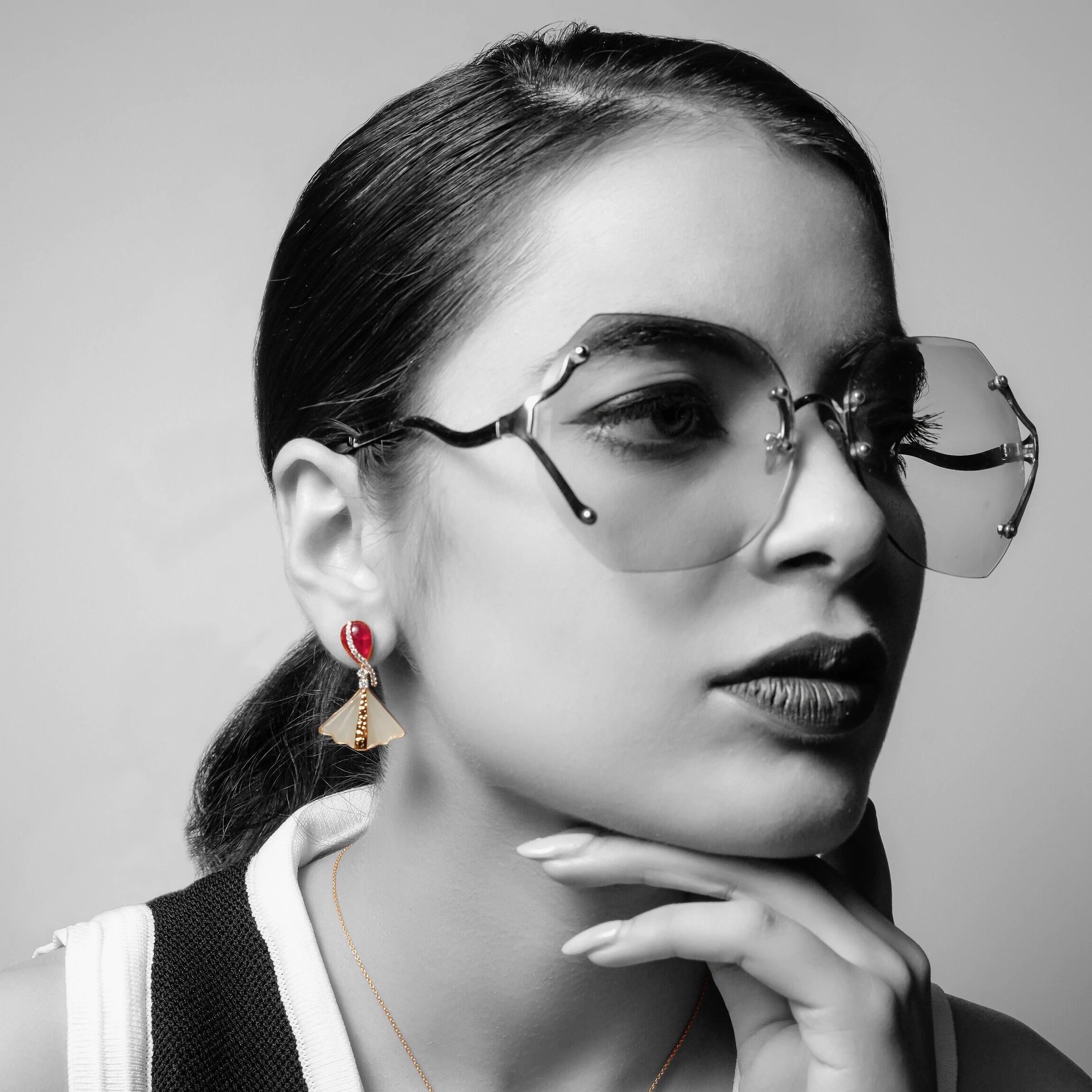 lamarquem_leafy_gold_earrings