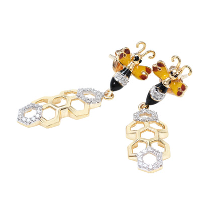 lamarquem_top_of_honeycomb_diamond_earrings